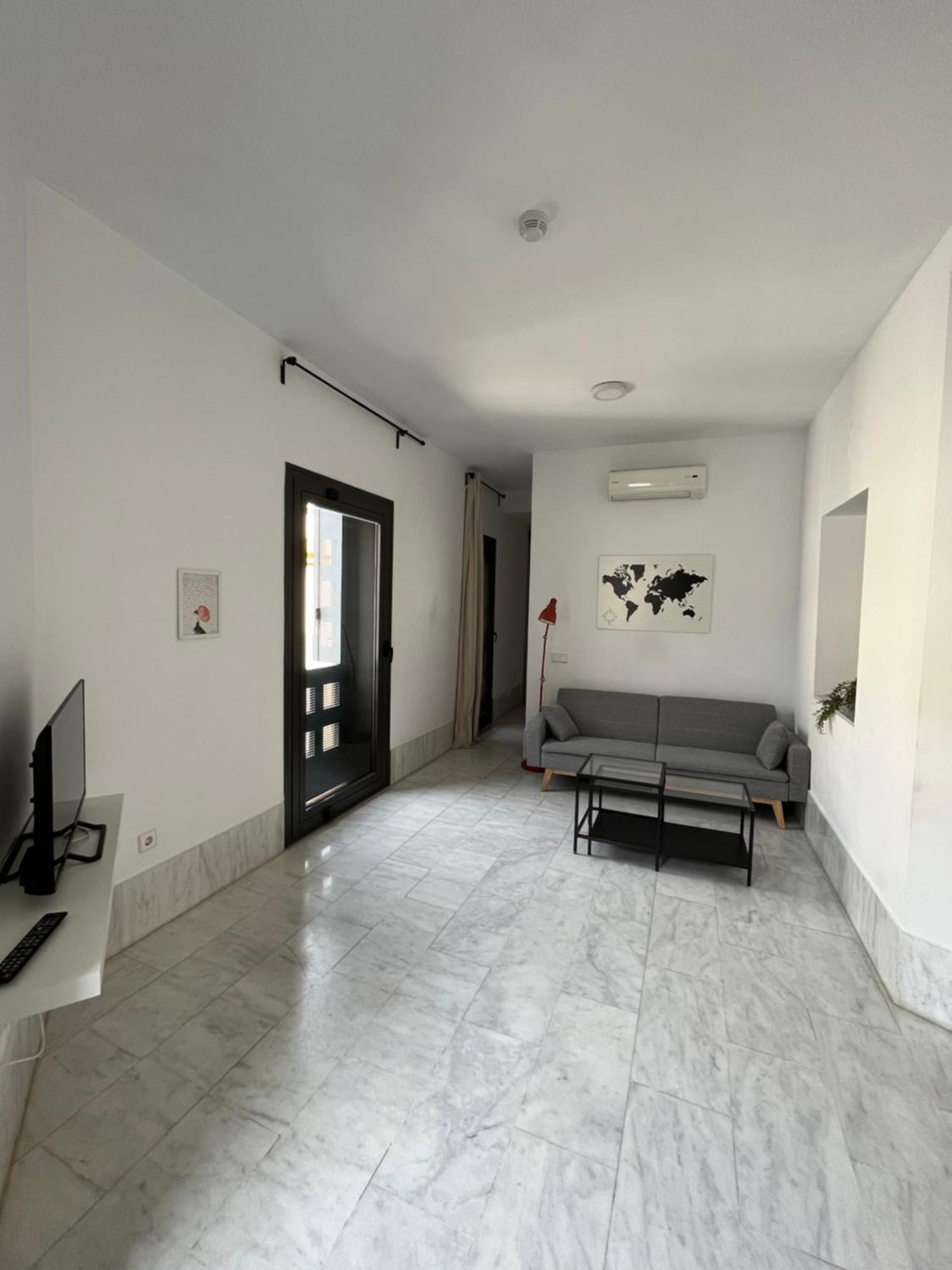 Center Sevilla Confort 7 Exterior photo