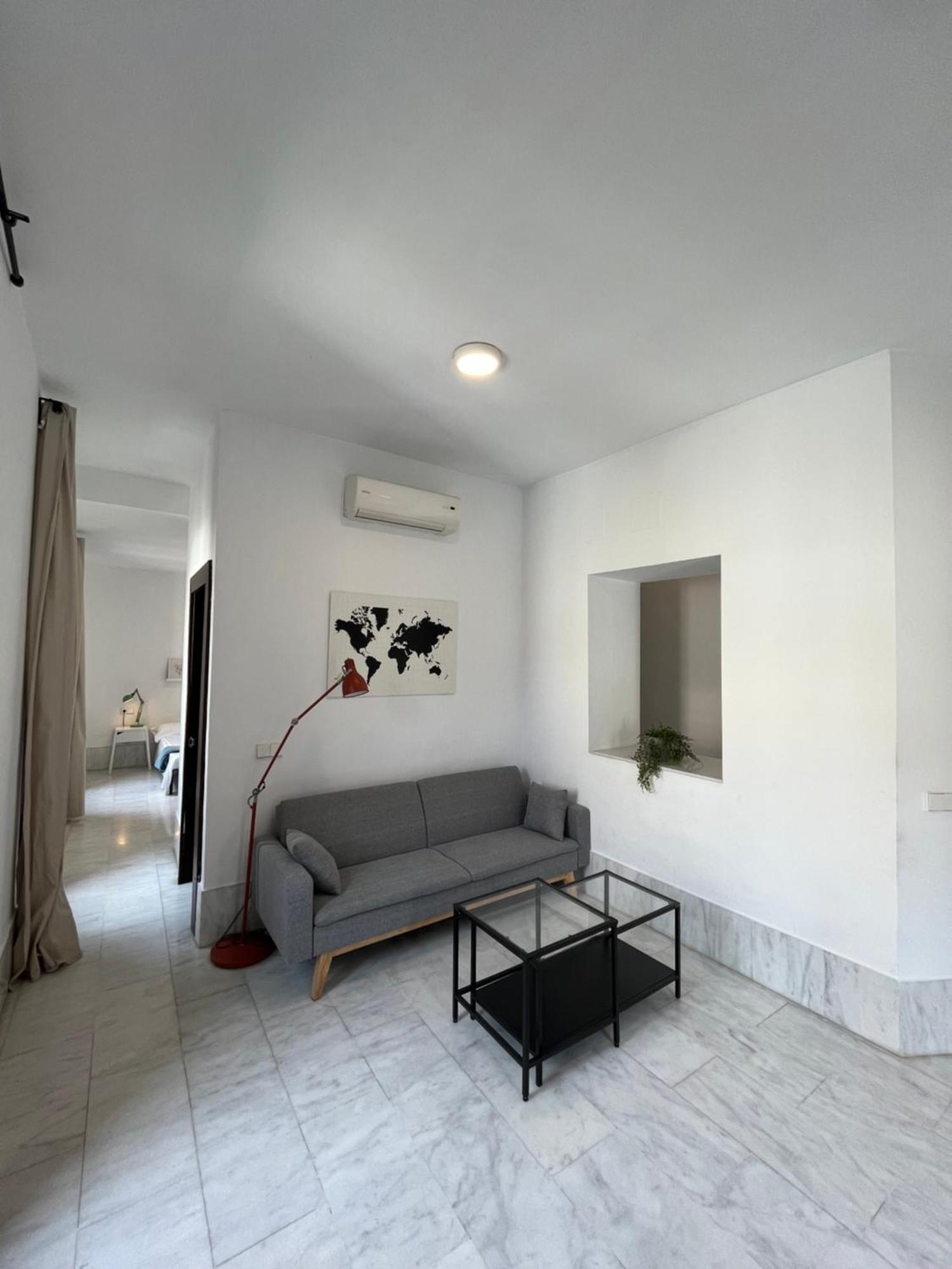 Center Sevilla Confort 7 Exterior photo